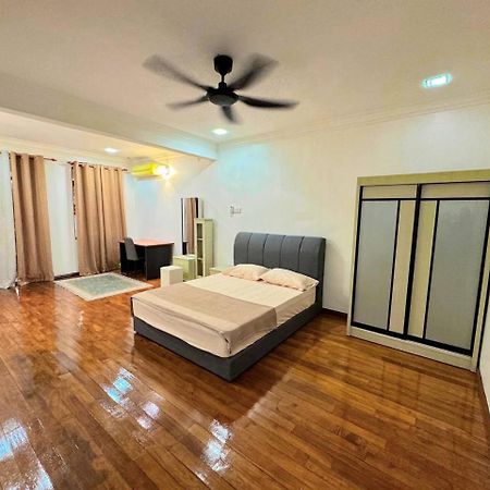 Ibai Golf Home Resort Homestay Куала-Тренгану Екстер'єр фото
