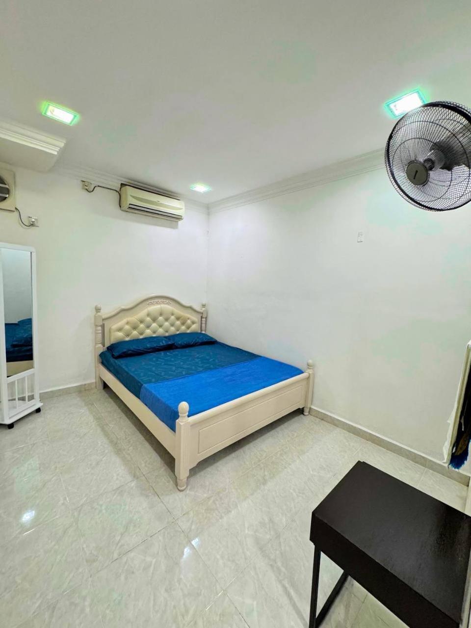 Ibai Golf Home Resort Homestay Куала-Тренгану Екстер'єр фото