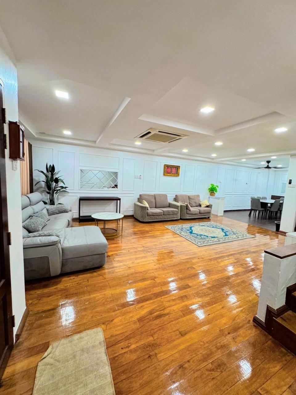 Ibai Golf Home Resort Homestay Куала-Тренгану Екстер'єр фото